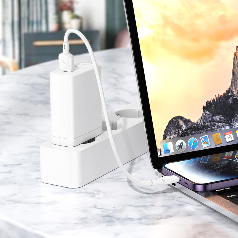 Кабель USB BOROFONE BX93 2.4A Apple белый 0.25м